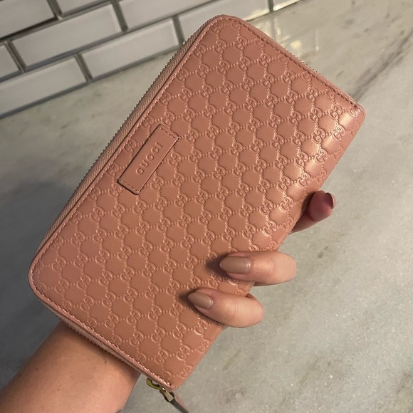 Gucci Handbags - 🛍 Authentic GUCCI Dusty Pink Rose Leather Microguccissima Long Zippy Wallet
